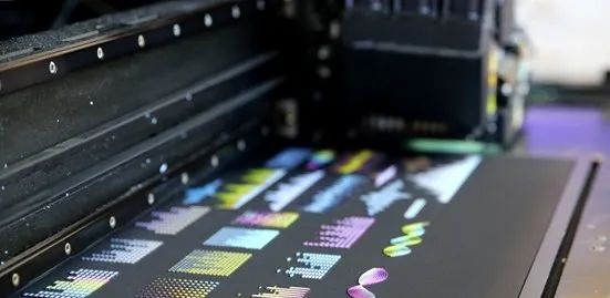 FabriX創新套件強助攻，J850 Prime再攀設計新高度